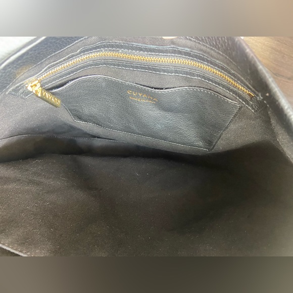 Cuyana Convertible Satchel 13-inch Black Pebbled Leather - Picture 15 of 16